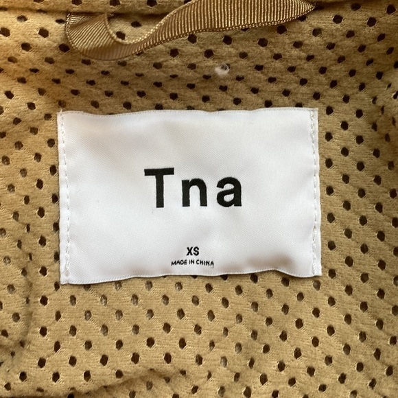 Aritzia TNA Jacket - Picture 4 of 4